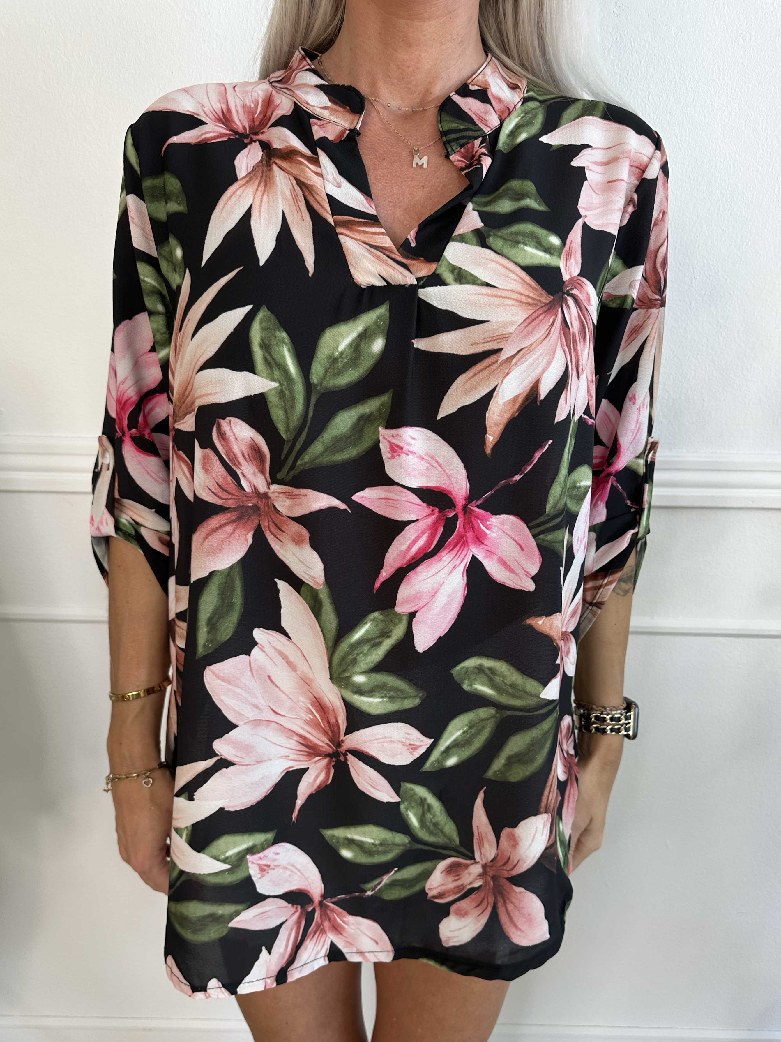 Vanesa Flower - Let og luftig tunika med blomsterprint